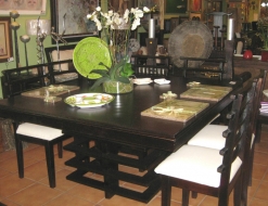 pagoda-dining-table